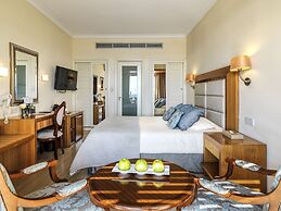 Alexander The Great Beach Hotel