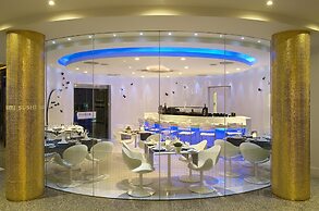 Mediterranean Beach Hotel