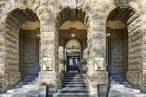 Adina Heritage Christchurch