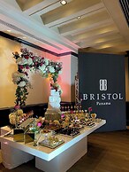 Bristol Panama, a Registry Collection Hotel