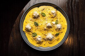 Bristol Panama, a Registry Collection Hotel