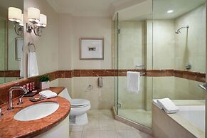 Bristol Panama, a Registry Collection Hotel