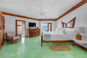 Couples Swept Away All Inclusive