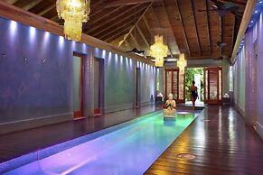 Couples Swept Away All Inclusive