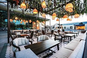 Mövenpick Grand Al Bustan Dubai