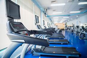 Mövenpick Grand Al Bustan Dubai