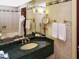 Mövenpick Grand Al Bustan Dubai