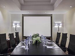 Mövenpick Grand Al Bustan Dubai
