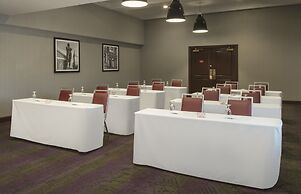 Four Points by Sheraton Boston Logan Airport Revere