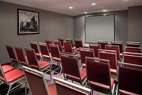 Four Points by Sheraton Boston Logan Airport Revere