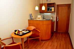 Armon Suites Hotel