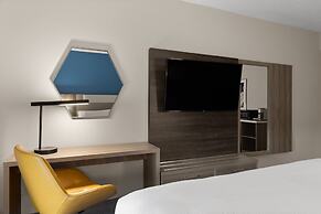 Holiday Inn Express Hotel & Suites Danbury - I-84 by IHG