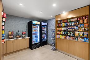 Holiday Inn Express Hotel & Suites Danbury - I-84 by IHG