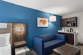 Holiday Inn Express Hotel & Suites Danbury - I-84 by IHG