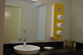 Motel 6 Pendleton, OR - West