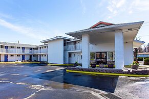 Motel 6 Pendleton, OR - West