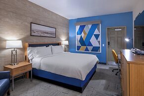 Holiday Inn Express Hotel & Suites Henderson by IHG