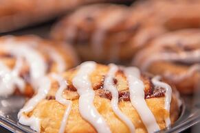 Holiday Inn Express Hotel & Suites Henderson by IHG