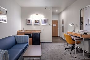 Holiday Inn Express Hotel & Suites Henderson by IHG