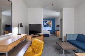 Holiday Inn Express Hotel & Suites Henderson by IHG