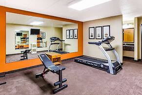 AmericInn by Wyndham Menomonie