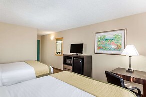 Baymont by Wyndham Fort Myers Airport