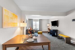 Comfort Suites Austin Airport