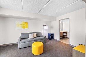 Comfort Suites Austin Airport