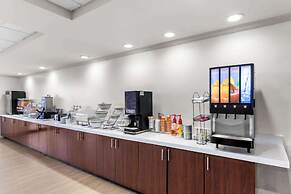 Comfort Suites Austin Airport