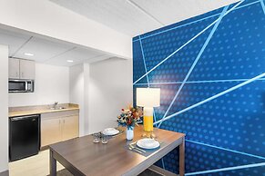 Comfort Suites Austin Airport