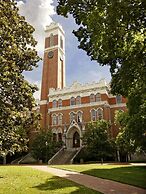 Embassy Suites by Hilton Nashville at Vanderbilt