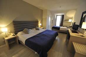 Hotel Puerta de Segovia