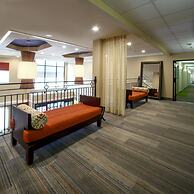 Holiday Inn Express Atlanta - Emory University Area by IHG