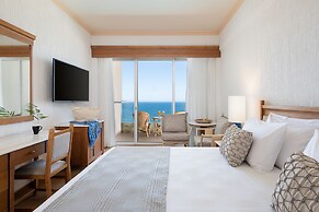 Leptos Panorama Hotel