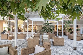 Leptos Panorama Hotel