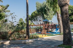 Leptos Panorama Hotel