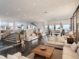 Leptos Panorama Hotel