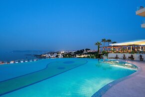 Leptos Panorama Hotel