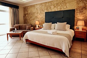 Paradise Bay Resort