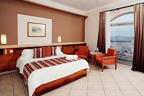 Paradise Bay Resort