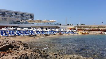 Paradise Bay Resort