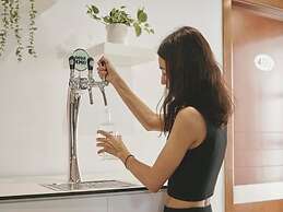 Tres Torres Atiram Hotel