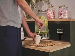 Tres Torres Atiram Hotel