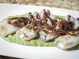 Tres Torres Atiram Hotel