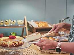 Tres Torres Atiram Hotel