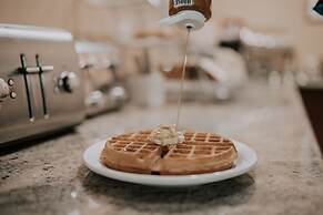 Phoenix Inn Suites - Albany