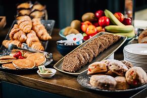 Crowne Plaza Belfast by IHG