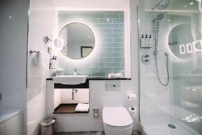 Crowne Plaza Belfast by IHG