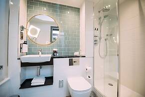 Crowne Plaza Belfast by IHG