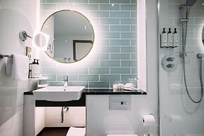 Crowne Plaza Belfast by IHG